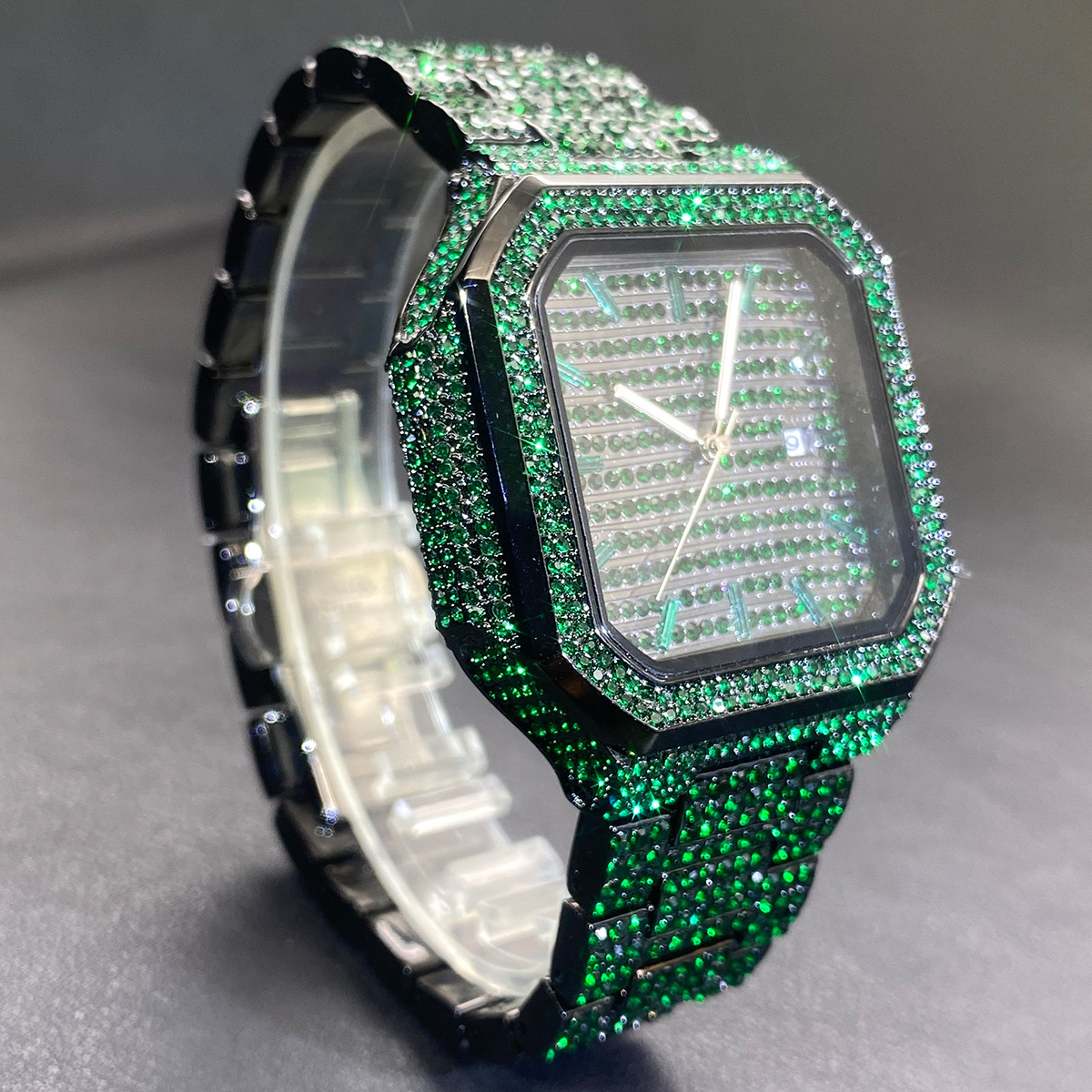 Designer Hip Hop Iced Out Square Quartz Watch for Men Moissanite CZ Rhinestone Thorn Dial Bling Rapper Wristwatch 123689