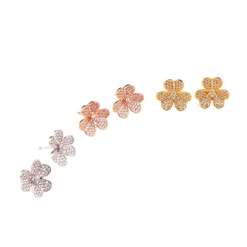 Style Fresh Creative Plum Blossom Full Diamond Necklace And Earrings Set Fashionable Versatile Women's Light Luxury Jewelry