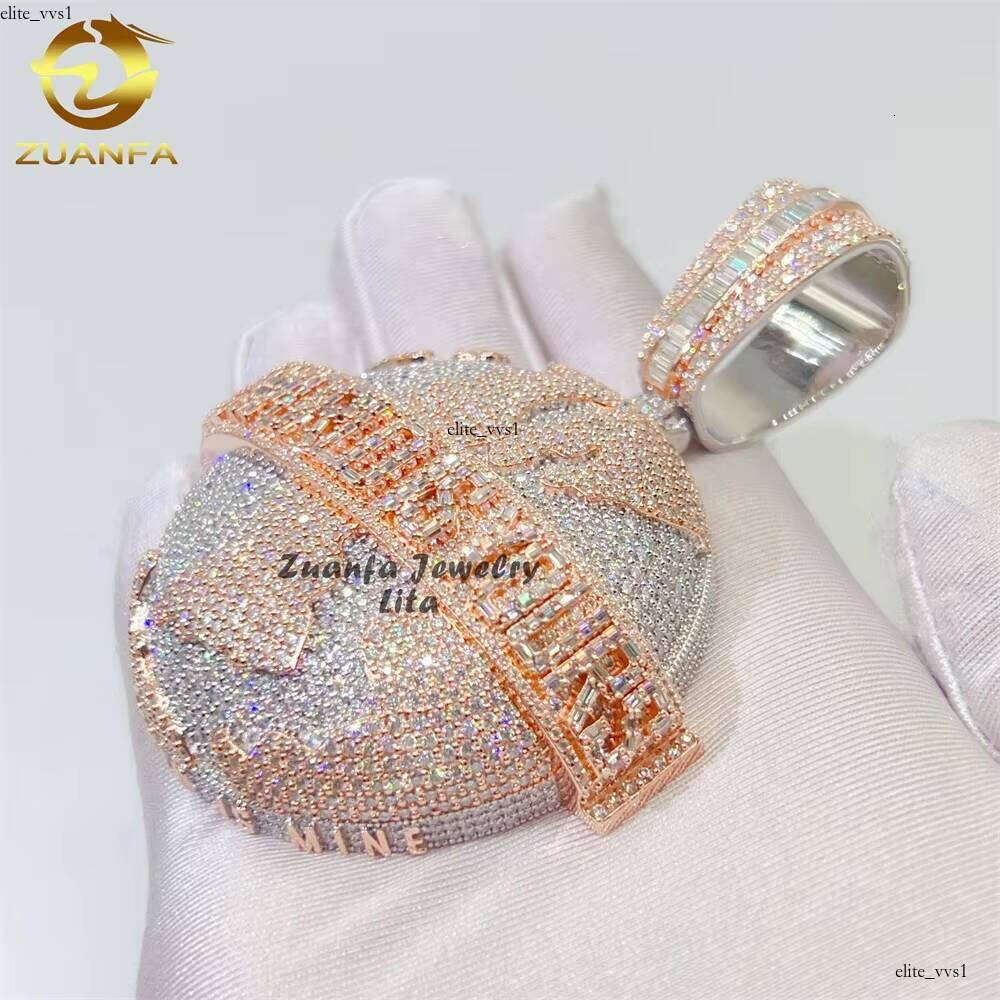 Sterling Sier Two-tone 3D Earth Hip-hop Iced Out VVS Moissanite Men Pendant