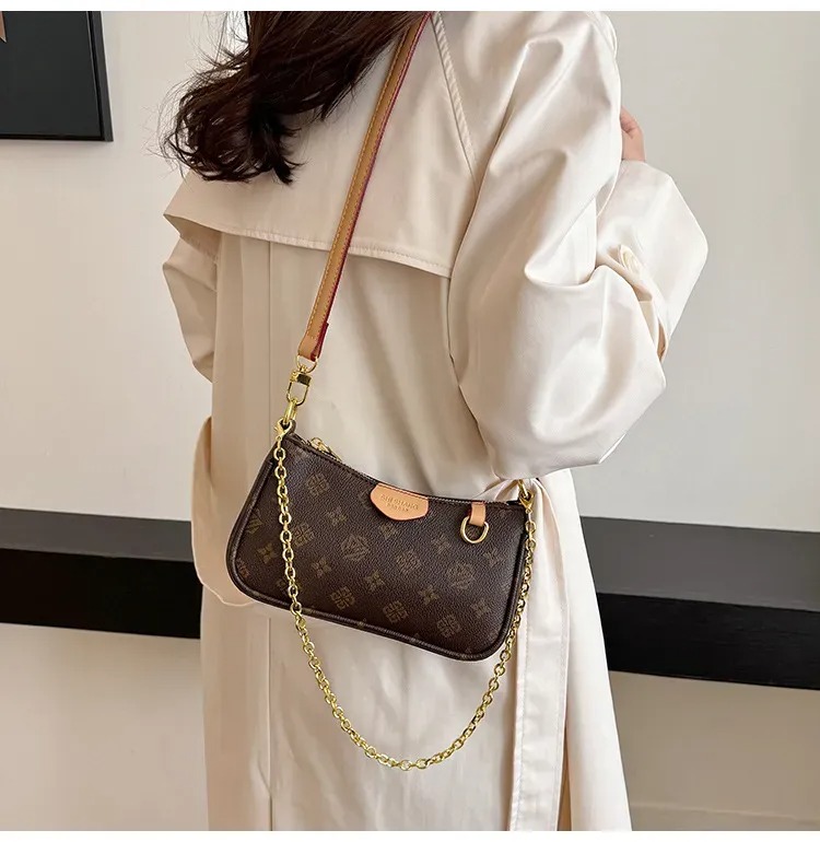 Designer bag Shoulder Bags For Womens Fashion Classical Handbag Messenger Fashionable Woman Crossbody