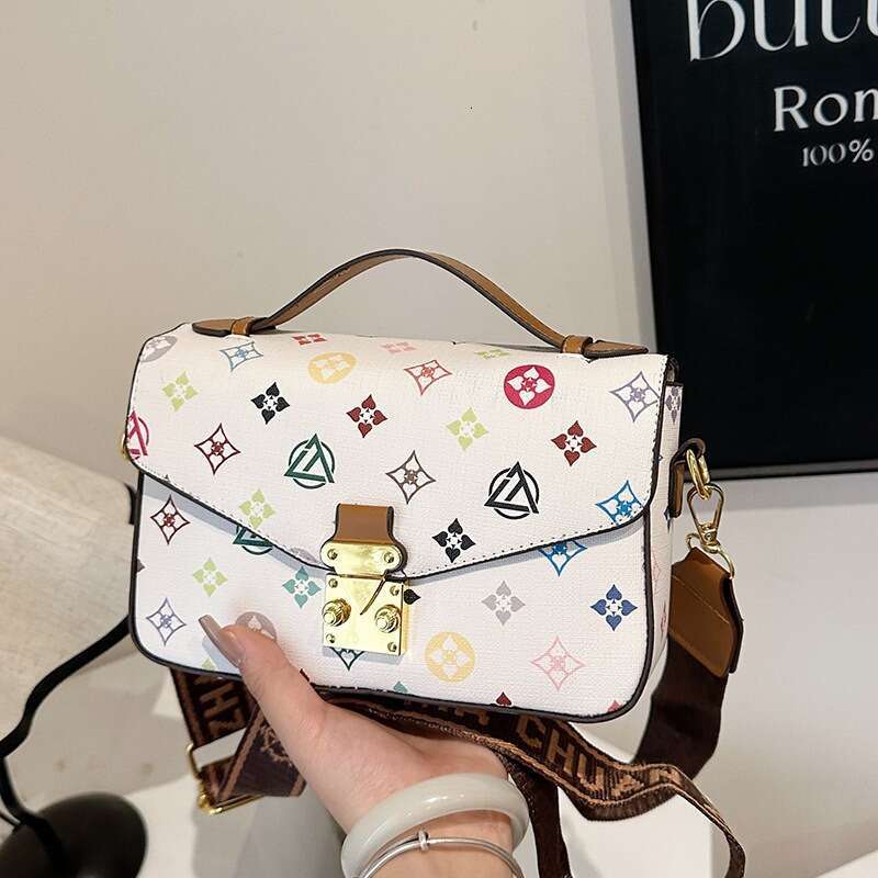 New Fashion Niche for Women High-end Printed Small Square Classic Versatile Crossbody Shoulder Bag
