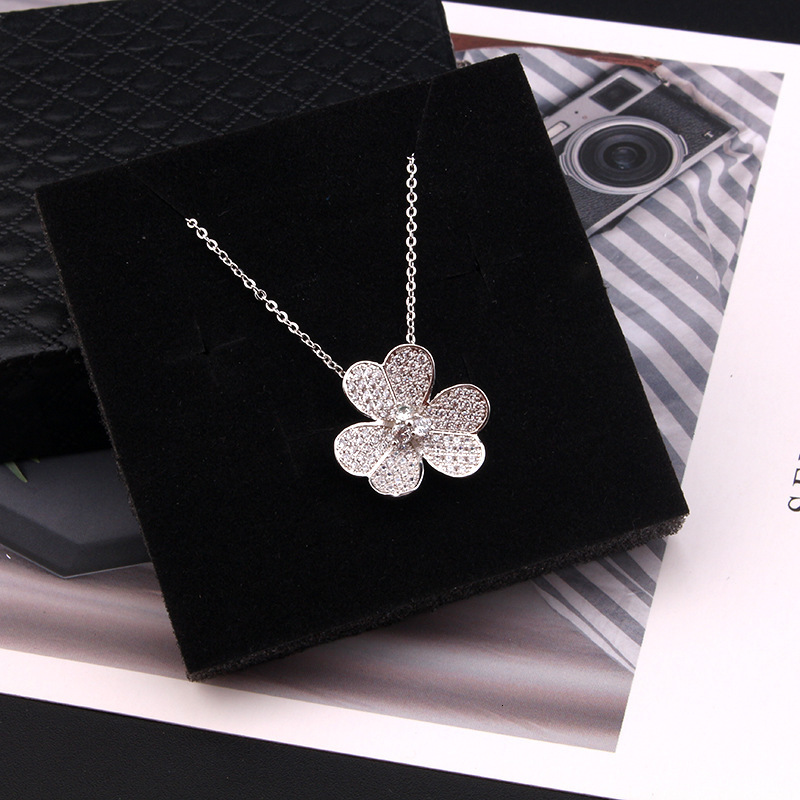 Style Fresh Creative Plum Blossom Full Diamond Necklace And Earrings Set Fashionable Versatile Women's Light Luxury Jewelry