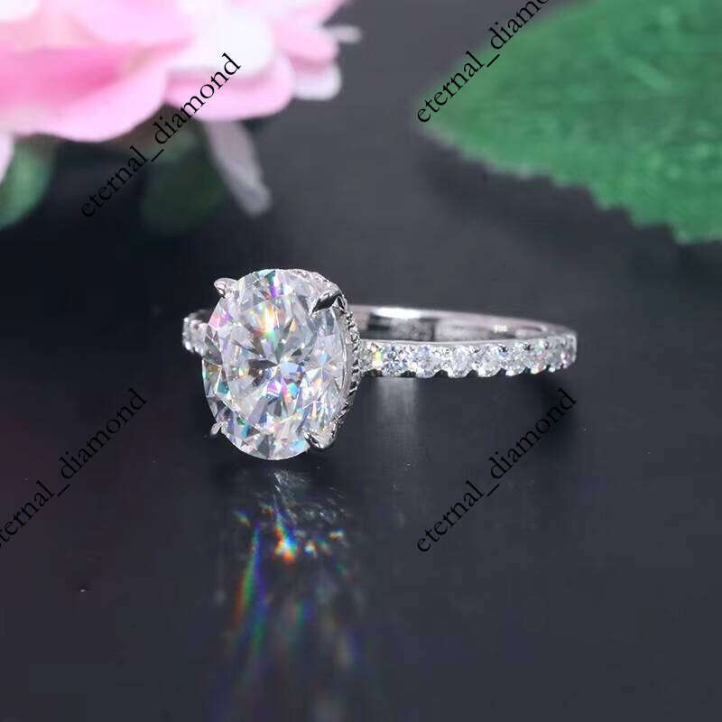 VVS Moissanite Yingma Fashion Engagement with GRA Certificate 2ct Oval Gold Splicing Silicon Stone Ring Hidden Halo
