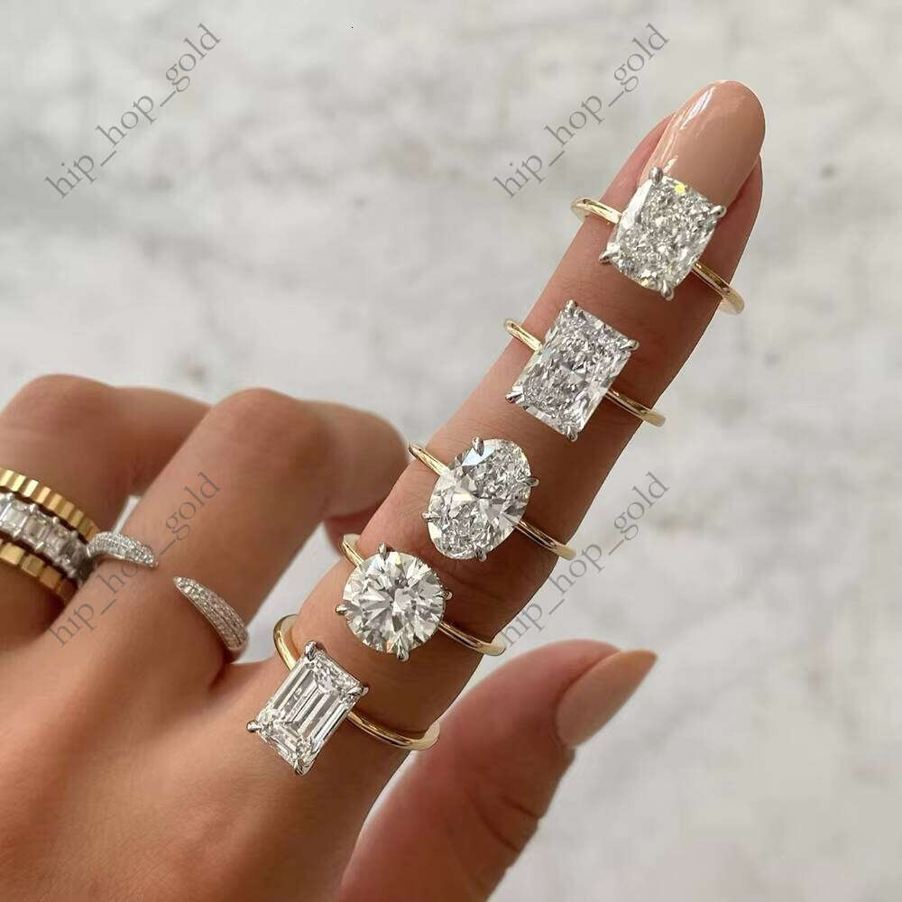 Customizable 10K 18K Gold Solitaire 1CT 5CT Oval Cushion Cut VVS Synthetic/Lab-Grown VVS Moissanite Engagement Ring