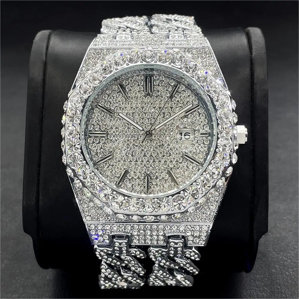 Designer Hip Hop Iced Out Square Quartz Watch for Men Moissanite CZ Rhinestone Thorn Dial Bling Rapper Wristwatch 1236917