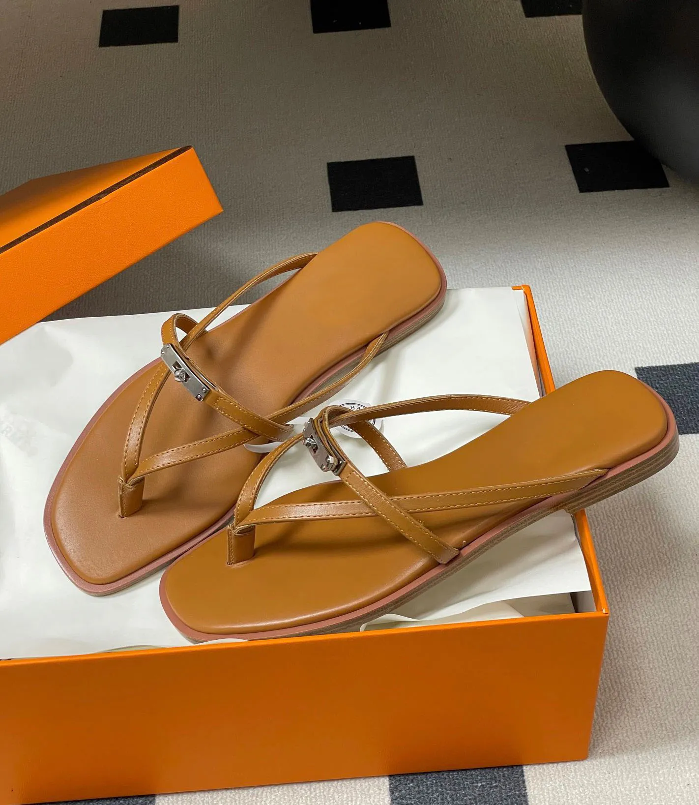 Summer Perfect Women Miss Sandal Flats Calfskin Leather Palladium-plated Buckle Flip Flop Comfort Daily Wear Lady Beach Walking EU35-43