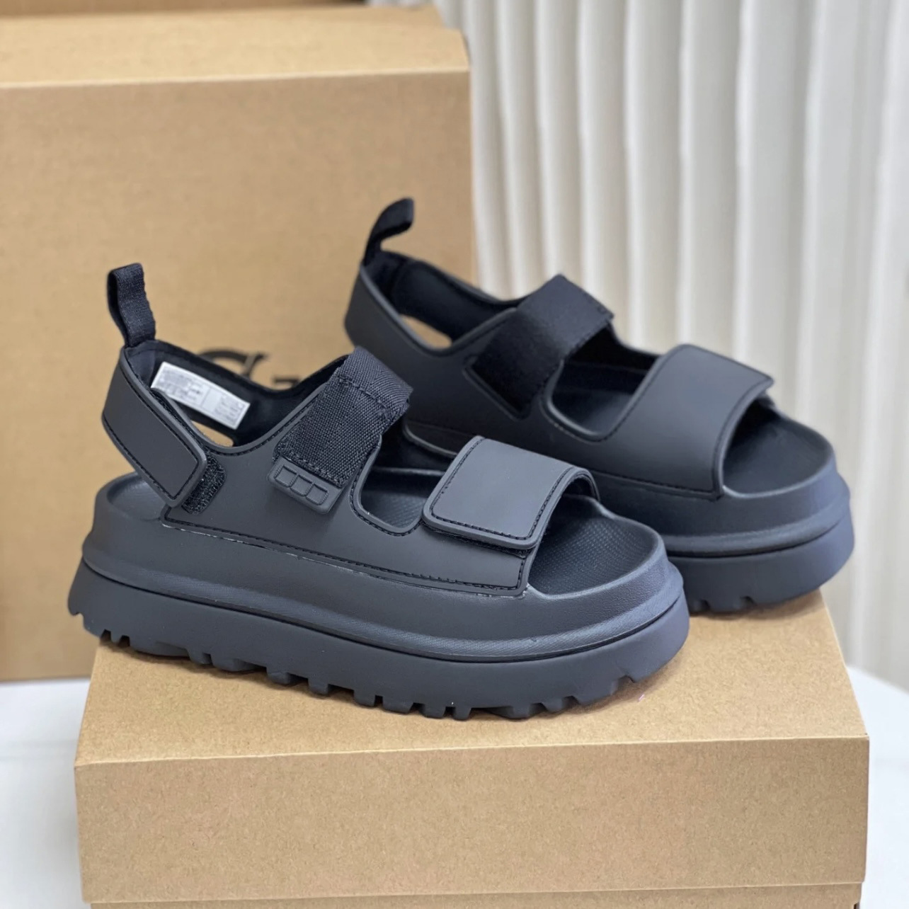 Free shipping Limited edition Sandals 2026 Female Short Thick Bottom Casual Velcro One Word Strap Fashionable