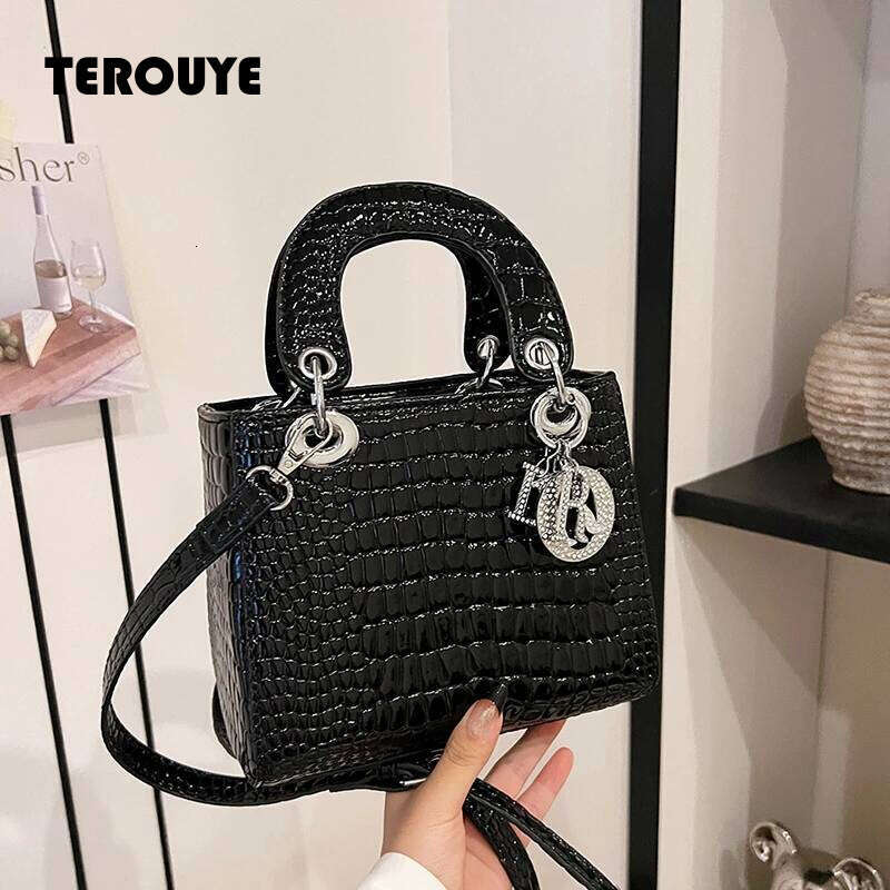 Fashionable Business Tote Bag Women, Luxury Commuter Large Capacity, Crossbody Handbag For Leisure Time TEROUYE