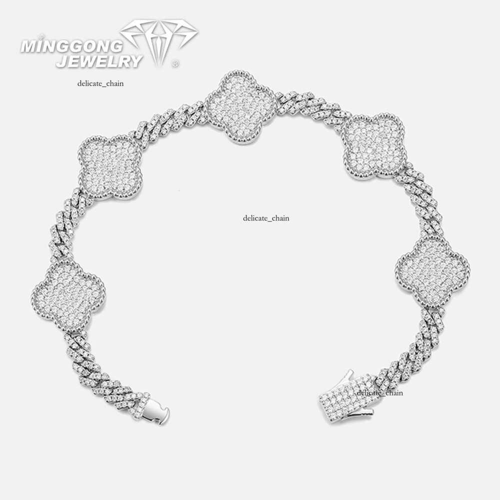 Factory Custom S925 VVS Moissanite Four-Leaf Clover Necklace Light Luxury Cuban Chain for Men and Women Passes Diamond Test Hiphop Style