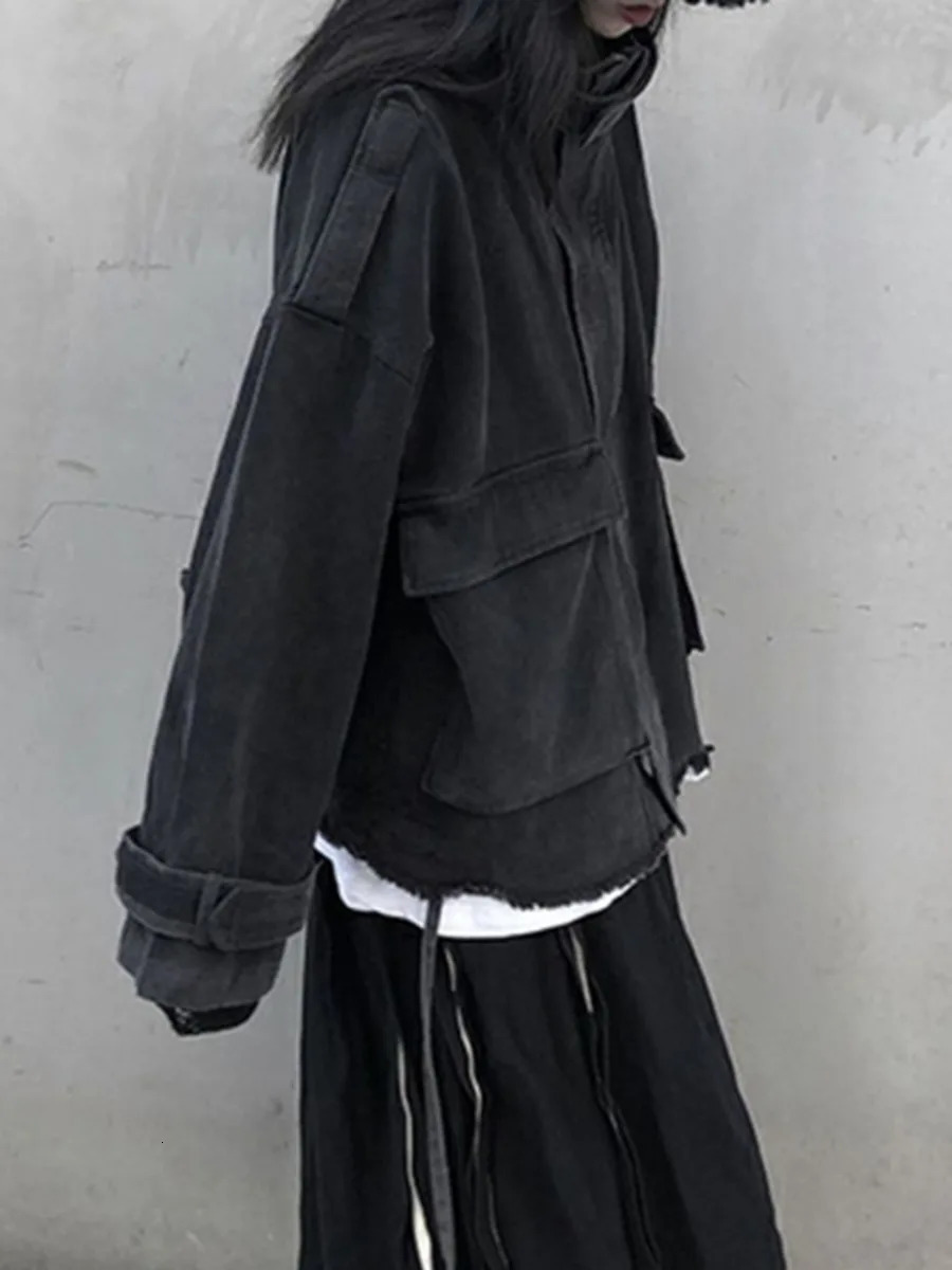 Women Tassel Jeans Jacket Cargo Fashion Big Pocket Loose Denim Coats Autumn Female All Match Streetwear Outerwear 251229