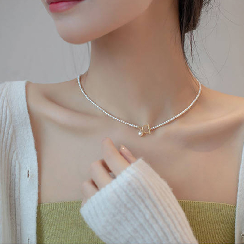 Luxury Brand Designer Jewelry Shijia Ultra-Fine Pearl OT Buckle Necklace For Women, Light Luxury Niche High-Gloss Glass Imitation Pearl Clavicle Chain