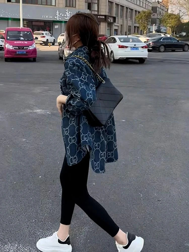 Spring Autumn Letter Print Denim Jacket Jean for Women Vintage Long Sleeve Jeans Coat Loose Tops Highend Shirts Chic 251231