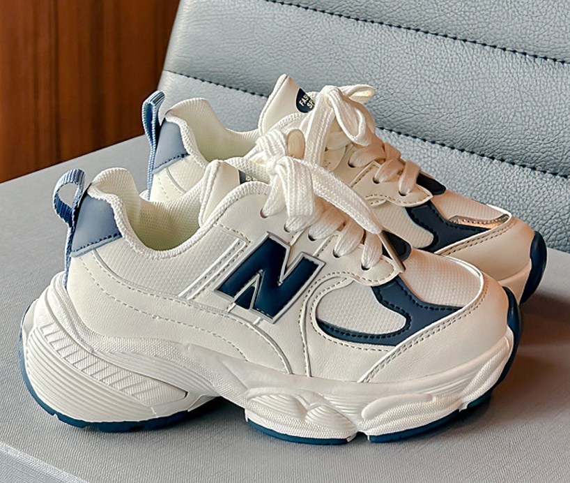 Boys' shoes are versatile children's foreign style girls' dad shoes are versatile with thick soles