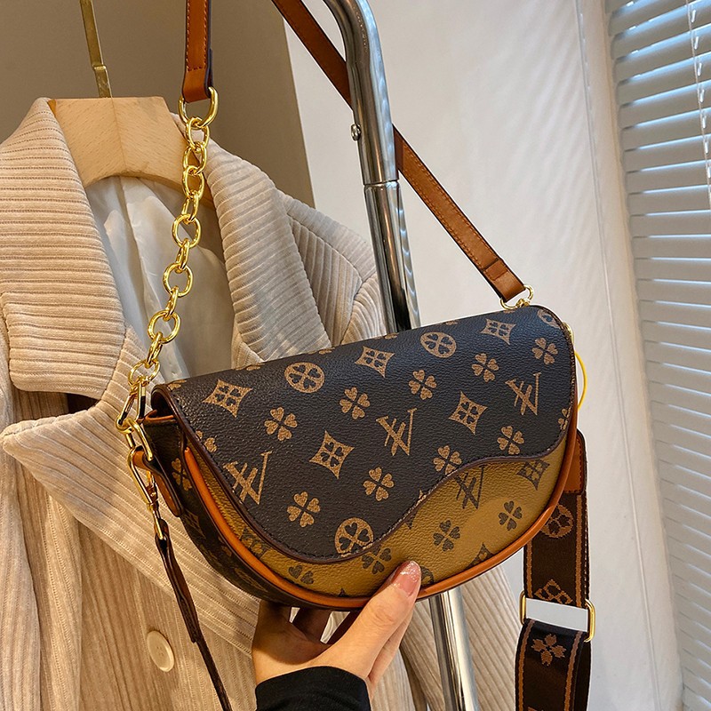 2025 Trendy Boho Saddle Bag - Premium Textured Semi-Circle Crossbody Purse for Women, Stylish & Versatile Small-Crowd Designer Handbag