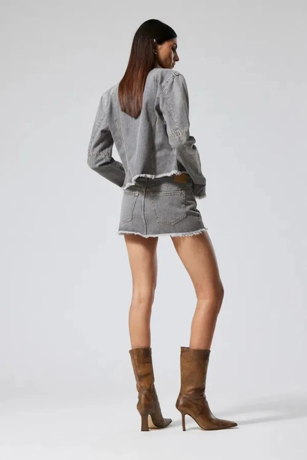 Womens Denim Mini Skirt Y2K Shorts Zip Up Gray Low Waist Frayed Hem Sexy Summer Streetwear Trendy Casual Outwear Skirts 251231