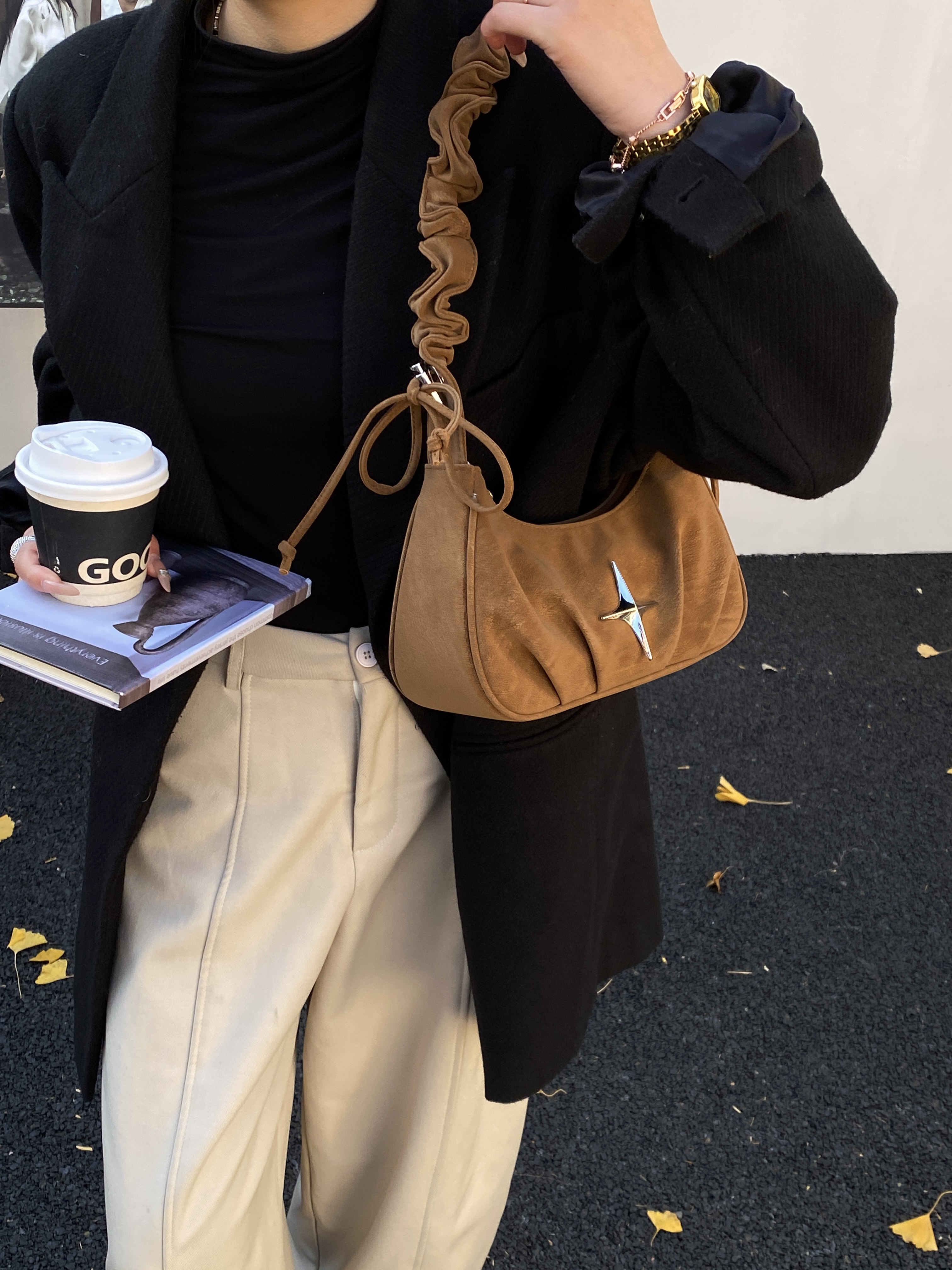 Chic & Robust Cross Body Satchel Ideal For Casual Outings