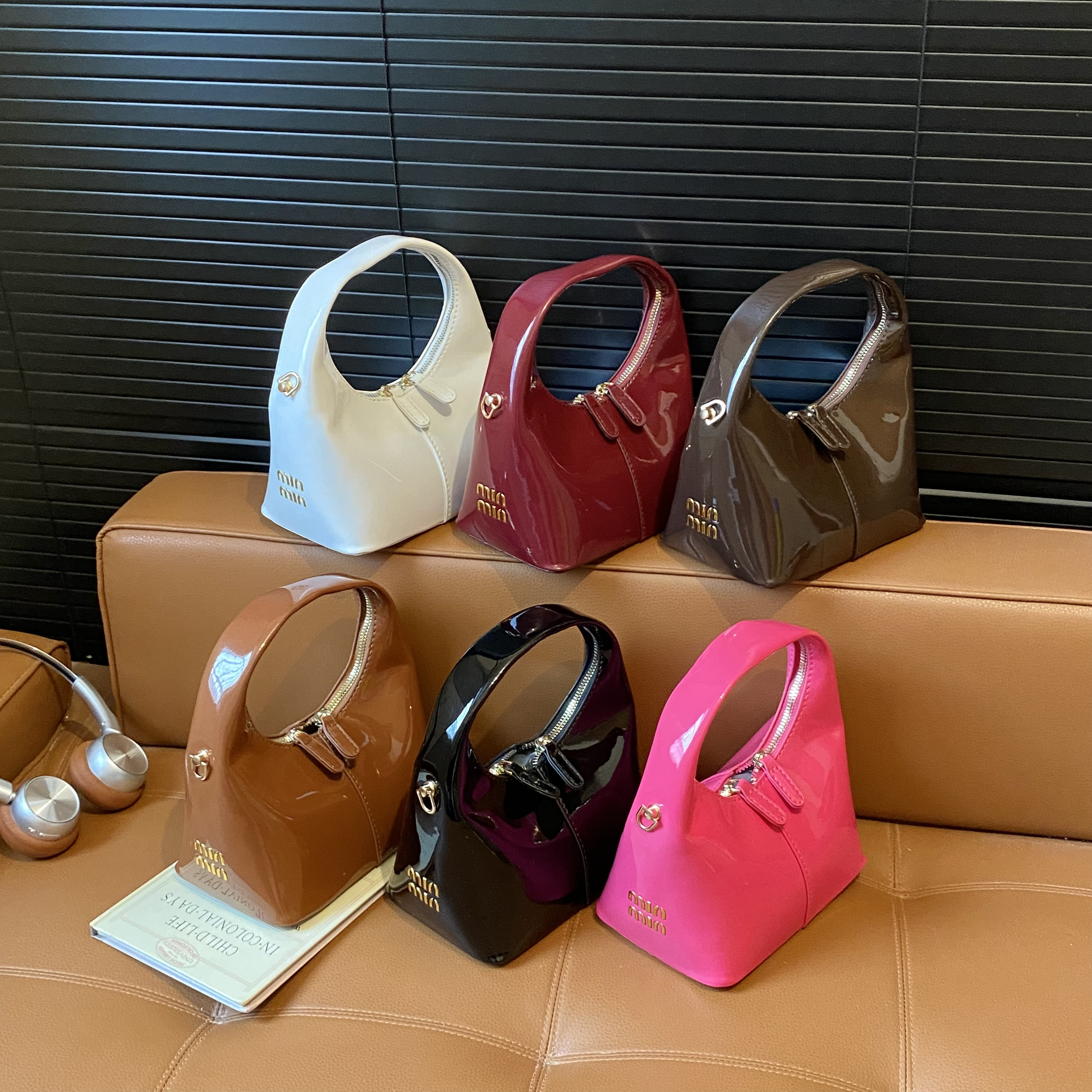 Trendy Female Designer Handbag Crafted for Longevity