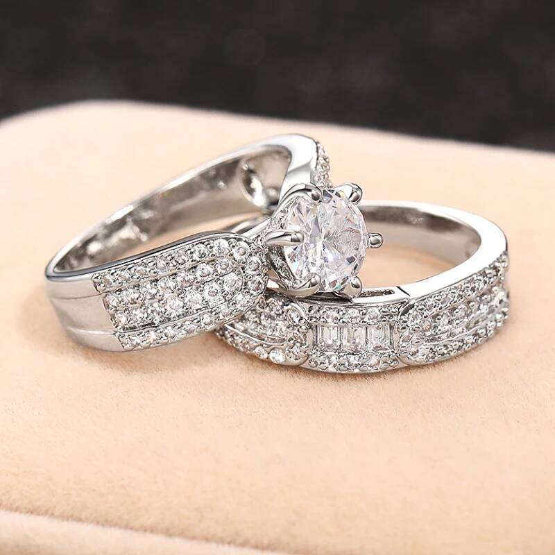 Huitan Luxury 2PC Bridal Ring Sets Brilliant Round Zirconia Finger Jewelry for Wedding Party Gorgeous Silver Color Accessories