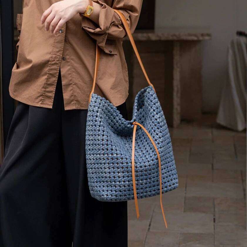 Hand-Woven Denim Bucket New Niche Design Large Capacity Cowhide Shoulder Strap Vintage Women's One-Shoulder Tote Bag Suotong251222