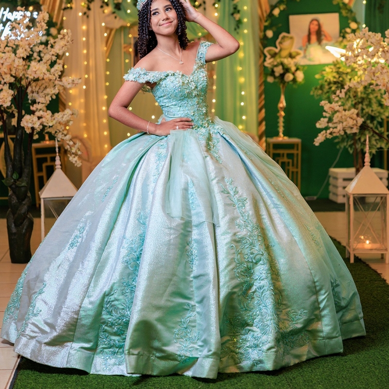 Green Shiny Quinceanera Dresses Off Shoulder Ball Gown Sweet 16 Dress Applique Lace Beading Crystal Bow Tull Birthday Party Vestidos 15 De Anos