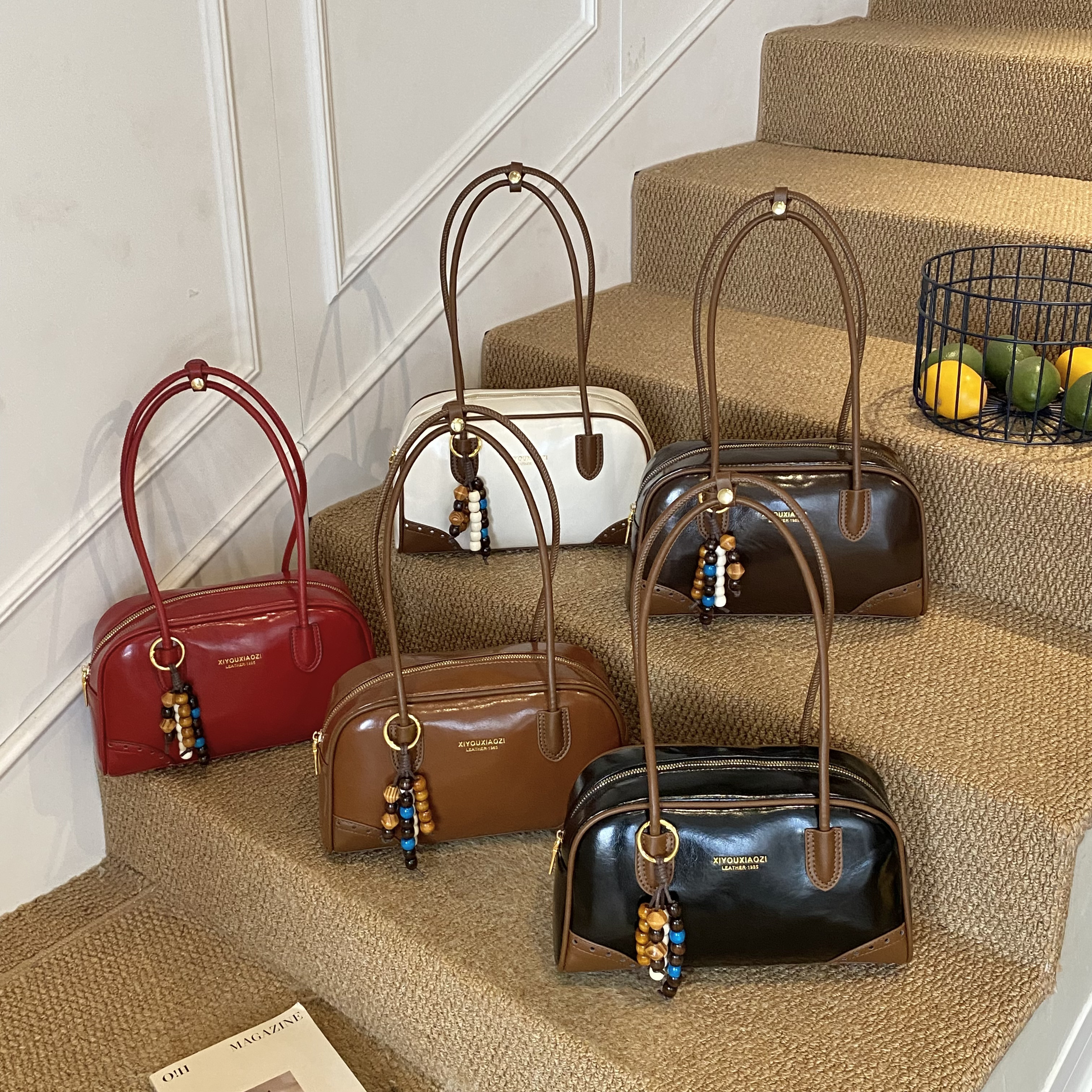 Sophisticated Everyday Carryall Durable Fashionable Cross-body Pouch