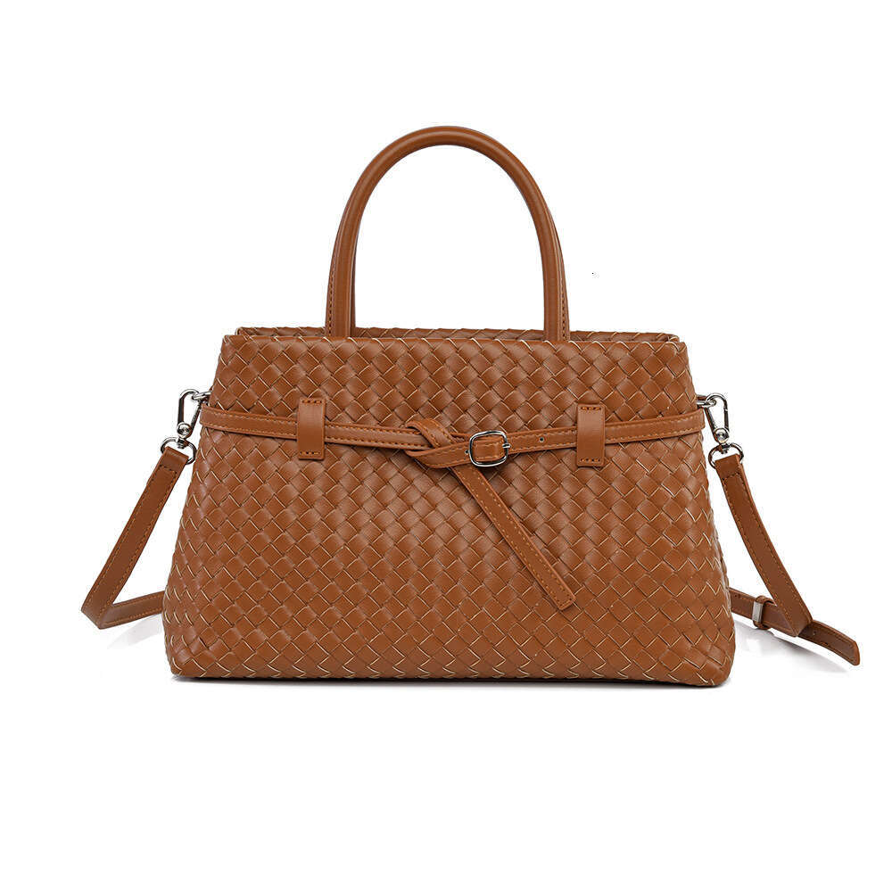 Women's Handbag Autumn Winter Commuter New Handmade Woven Fashion Large Capacity Shoulder Bag for Women Cross-Border