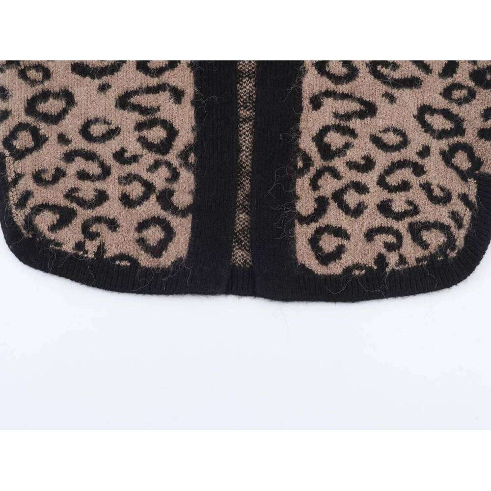 Winter New Women's Casual Fashion Simple Elegant Round Neck Long Sleeve Animal Jacquard Knit Cardigan