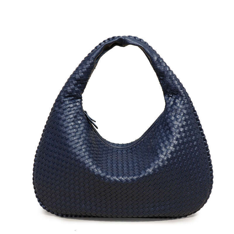 European and American New Style Woven Simple Commuting Fashionable Single Shoulder Underarm Large Capacity High-end Handheld Crescent Bag