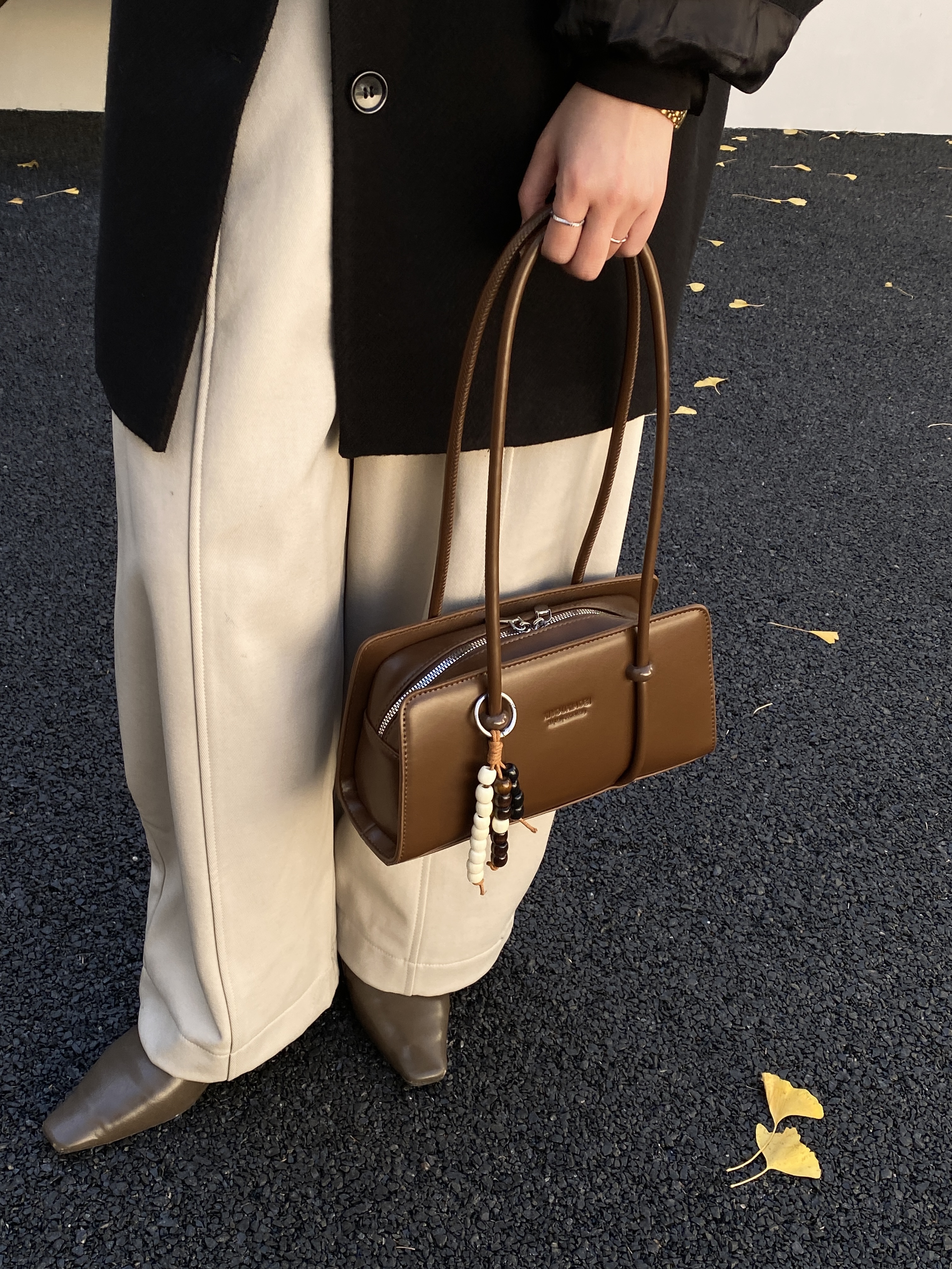 Stylish Compact Cross-body Purse Perfect for Traveling