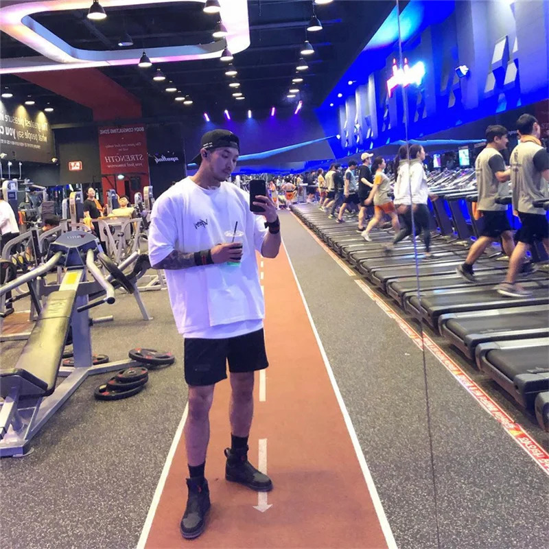 round neck sports T-shirt oversized summer training running shirt mens street wear short sleeved breathable T-shirt 251231