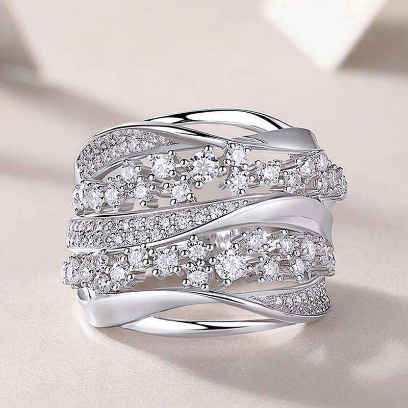Huitan Opulent Rings with Sparkling Cubic Zirconia Delicate Brilliant Wedding Bridal Accessories Women Fashion Modern Jewelry