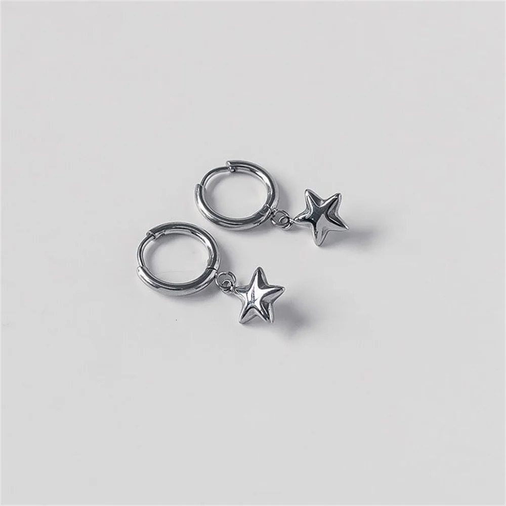 Kpop Hyunjin Ear Clip Star Pendant Earrings Niche n Fashion Personality Stainless Steel Ornament Fans Birthday Gift 251230