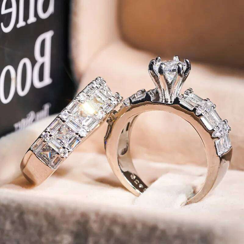 Huitan Opulent Sparkling 2Pcs Rings Set Charms Promise Wedding Band Jewelry Lady Delicate Attractive Accessories for Engagement