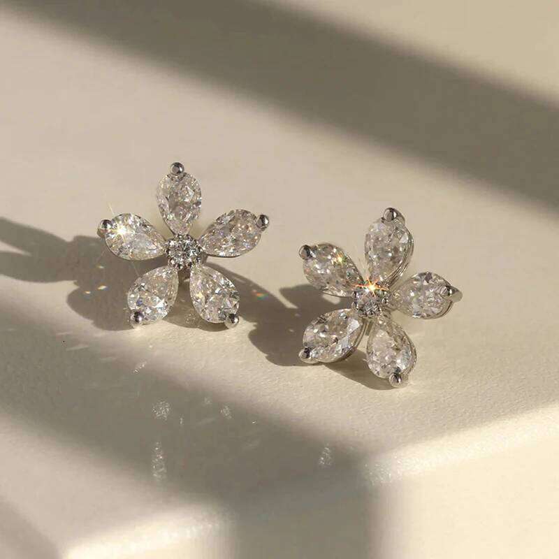 Huitan Crystal Flower Stud Earrings for Women Exquisite Ear Piercing Accessories Silver Color Fancy Gift Trendy Jewelry