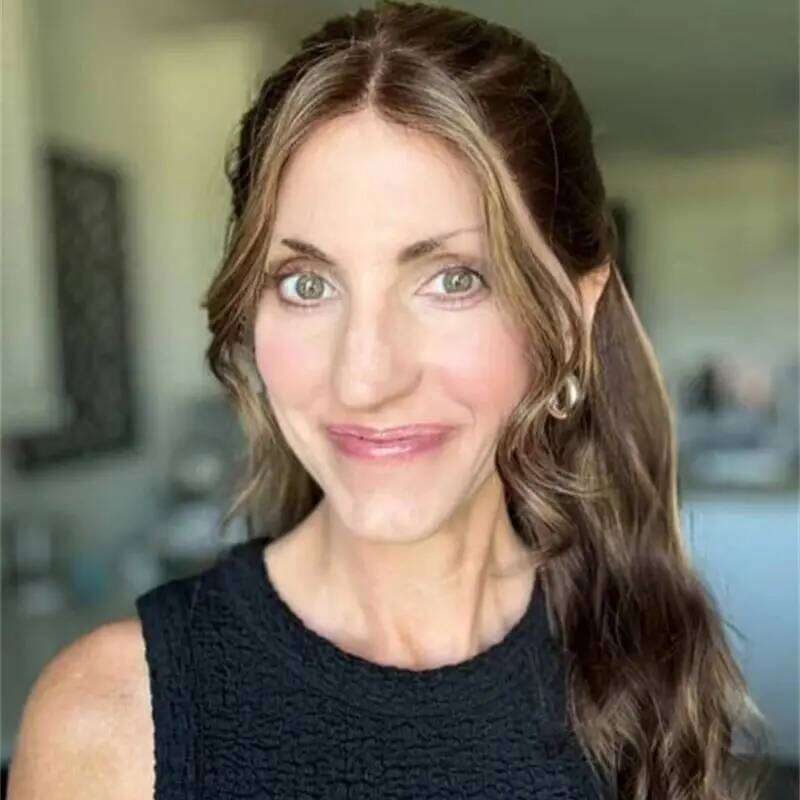 13x4 Ombre Brown Blonde Synthetic HD Lace Front Beautiful Woman Wig Body Wave Heat Resistant Fiber Daily Party Cosplay Wigs