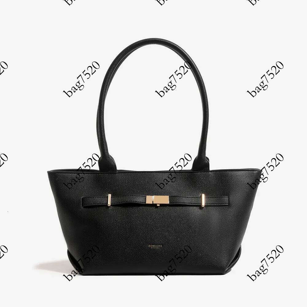 European and American niche handbag versatile horizontal shoulder French stick bag for women Pingshuo