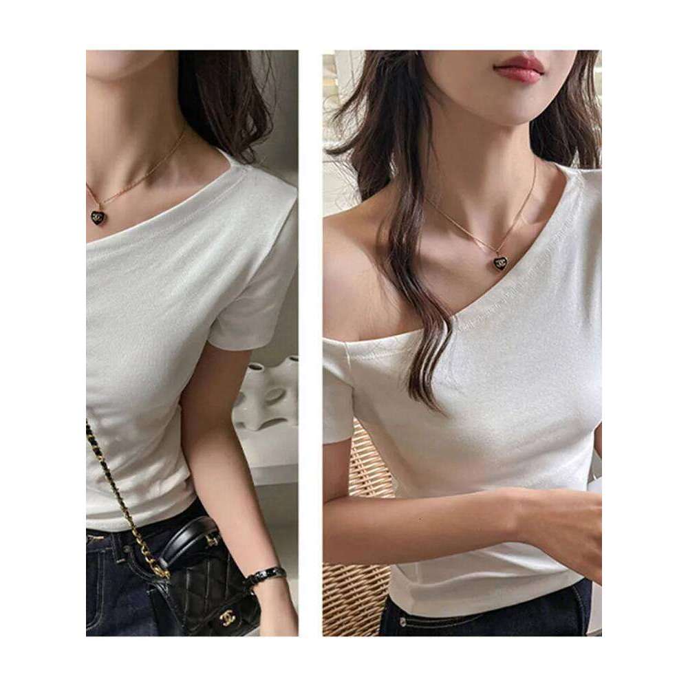 Summer women's slanted neck sexy one shoulder short sleeved T-shirt black and white basic fashion top