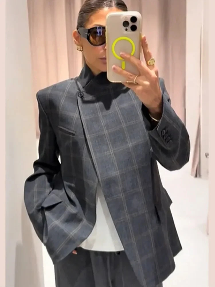 Plaid Print Blazer Jacket Women Fashion Stand Collar Full Sleeve Split Loose Short Coat Spring Female Daily Commute Outerwear 251216