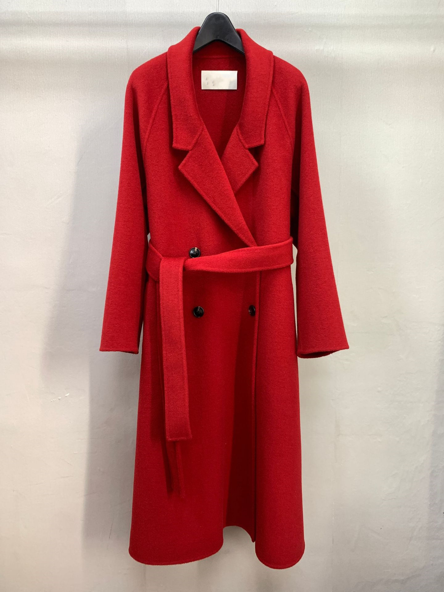 Red double breasted buckle waist strap with loose swing long design Ma/-x*double-sided woolen coat