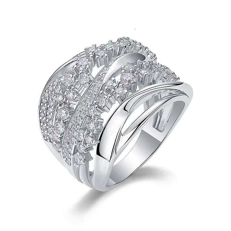 Huitan Opulent Rings with Sparkling Cubic Zirconia Delicate Brilliant Wedding Bridal Accessories Women Fashion Modern Jewelry