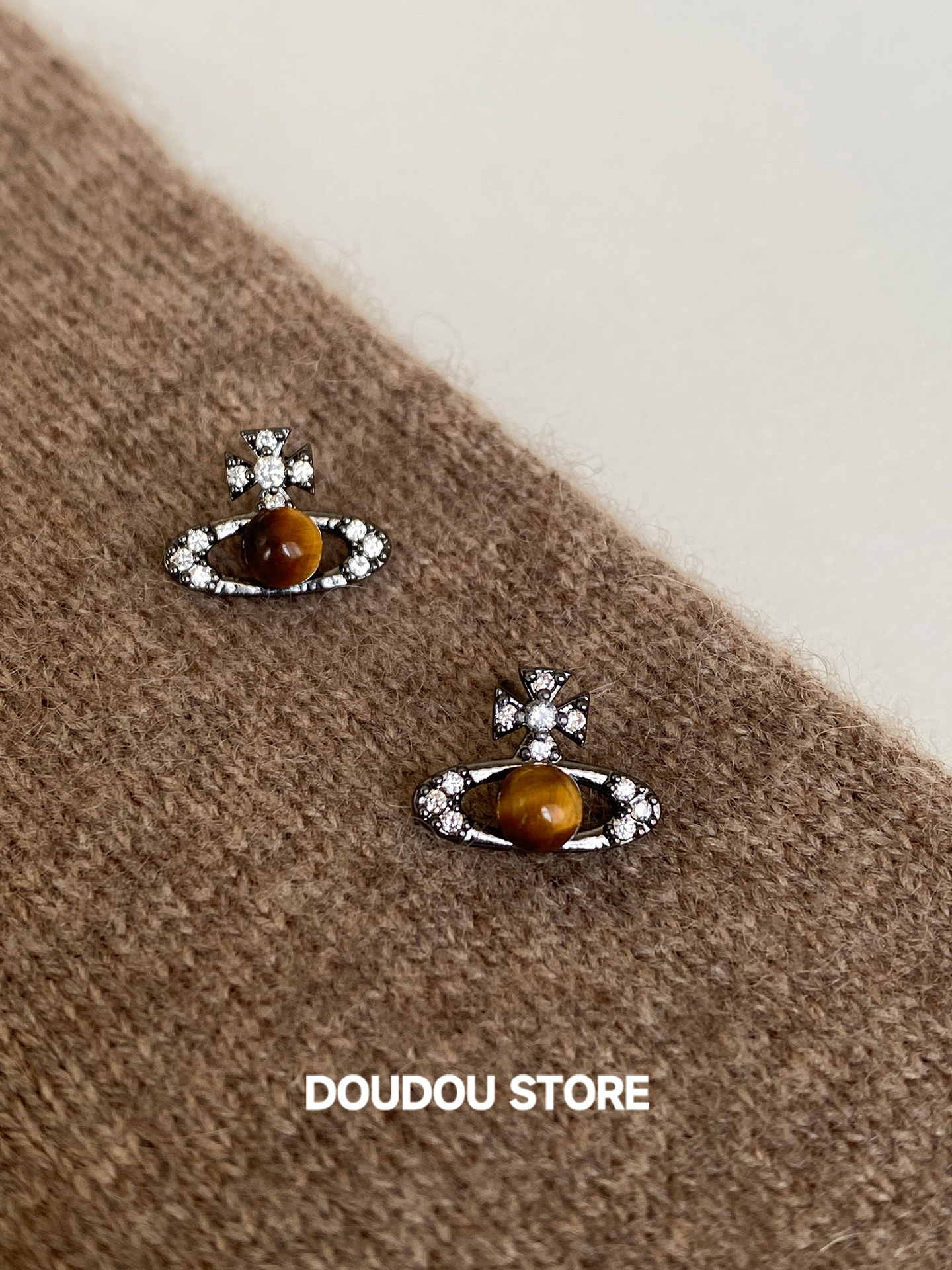 Luxury Brand Designer Jewelry 925 Silver Needle Sweet Cool Style Saturn Natural Tiger Eye Stone Earrings For Women Western Empress Asteroid Personalit