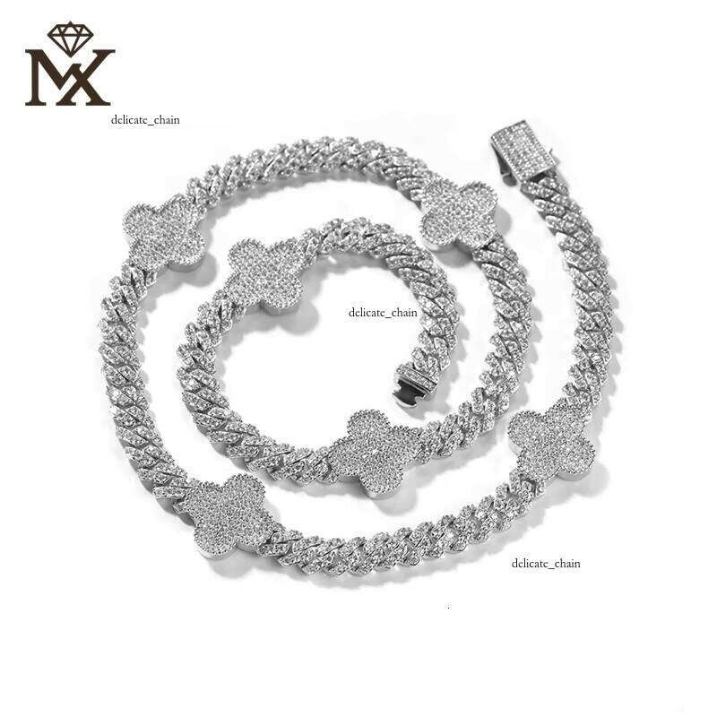 VVS Moissanite Hip Hop Style casual Four Leaf Clover Necklace Men and Women fashion Jewelry Accessories