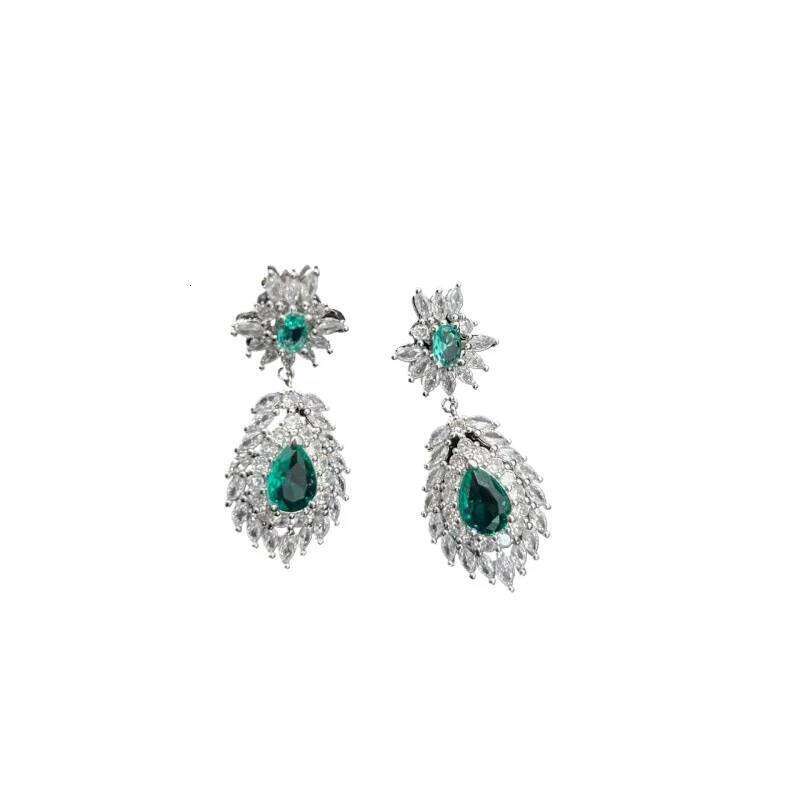 Retro luxury inlaid phoenix tail feathers Green gemstone water droplet earrings for women high-end earring wedding jewelry