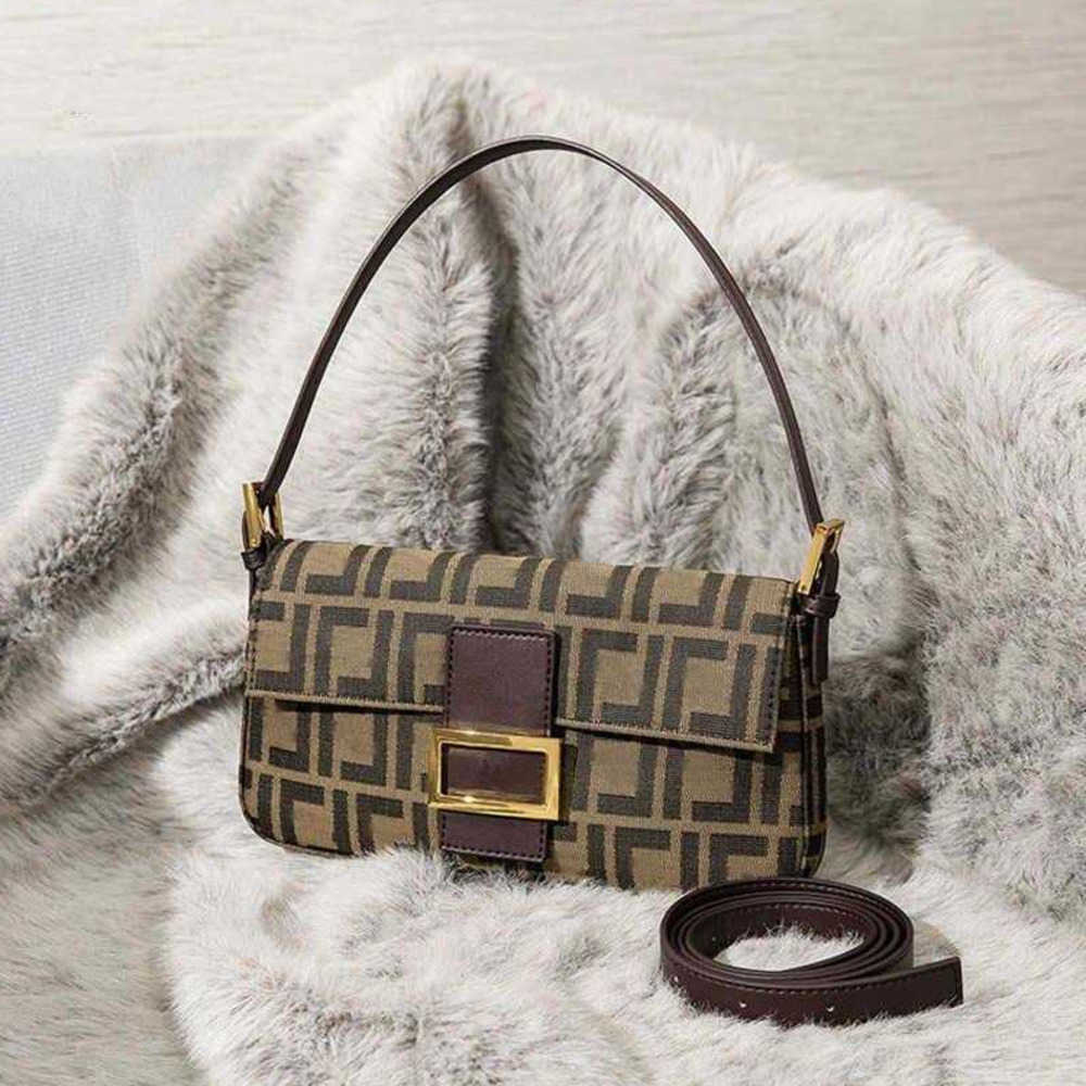 Shoulder Bags Designer bag High quality Women Crossbody baguette Bag Luxury Brand Vintage Canvas Messenger Bag Underarm half moon Handbag Purse Wallet Brown Bags 02