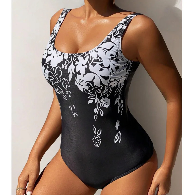 One Piece Large Swimsuits Closed Plus Size Swimwear Push Up Female Body Bathing Suits For Pool Beachwear Womens Swimming Suit 251231