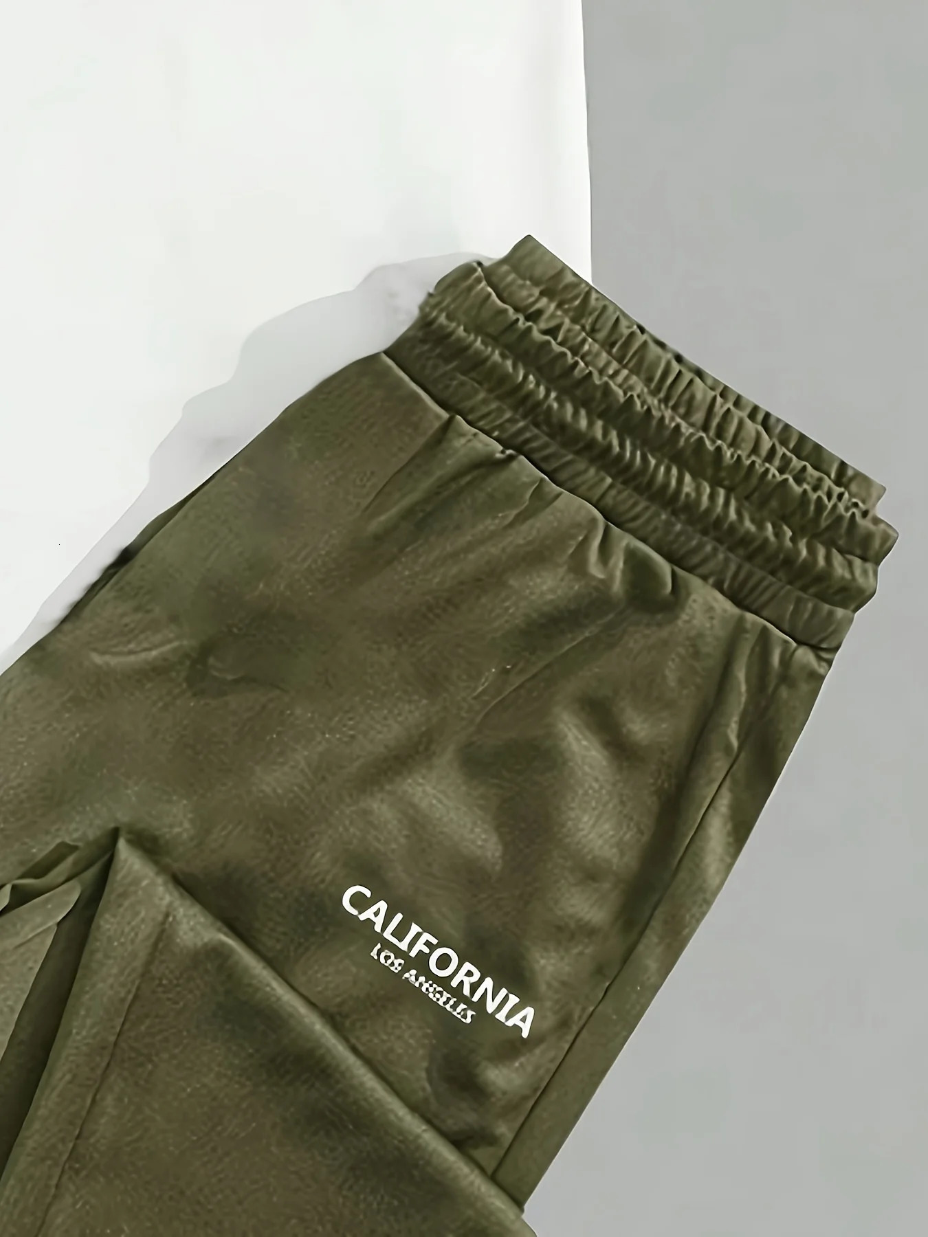 Simple Casual Mens Tshirt Shortsleeved Suit And Pants Fashion Eagle Print Pattern Sports Leisure Twopiece Set 251230