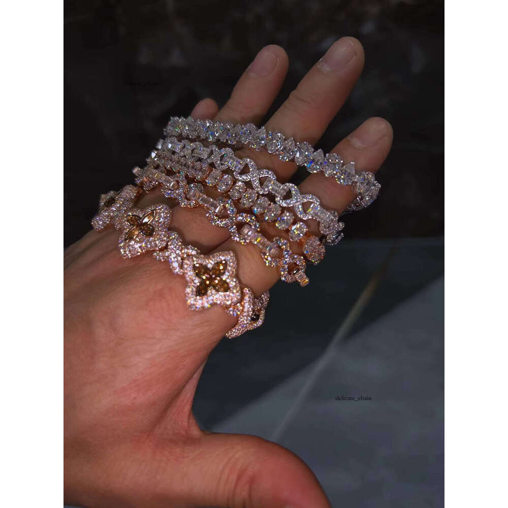 Hot Sale Various Shapes 925 Silver VVS Fine Jewelry Iced Out Men and Women Silicon Stone Bracelet