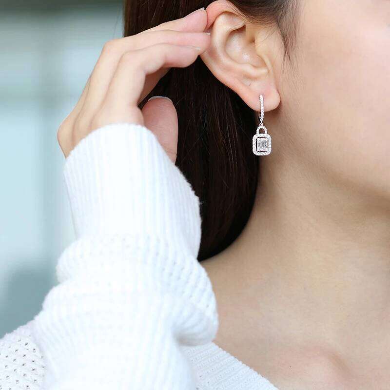 Huitan Luxury Micro Paved CZ Stone Women Drop Earring Lock Shape Pendent Wedding Marriage Bridal Earrings Trendy Jewelry Hot
