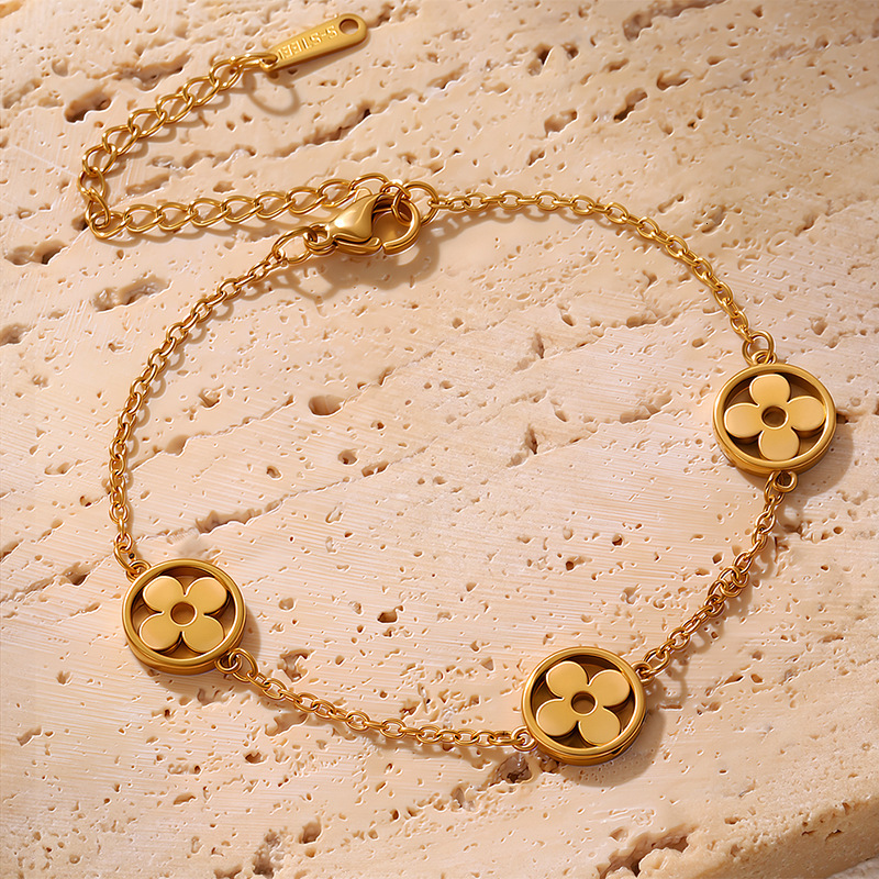Luxury Brand Designer Jewelry Four-Leaf Clover Bracelet High-End Fashion Niche Titanium Steel 18K Gold Plated Bracelet Non-Fading Hollow Four-Leaf Flo