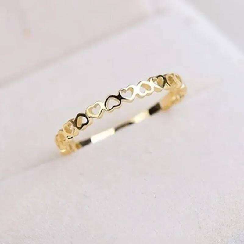 Huitan Hollow Hearts Finger Rings for Women 4Colors Available Daily Wear Exquisite Female Accessories Girls Gift Fashion Jewelry